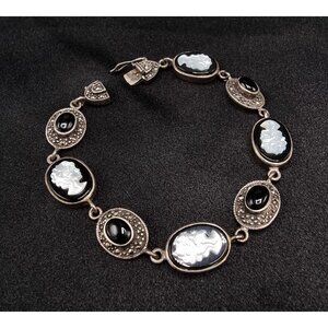 Vintage 925 Sterling Silver Cameo Bracelet With Black Onyx Inlays By Su